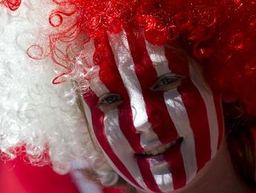 https://betting.betfair.com/football/images/Shirts%20on%20faces.jpg